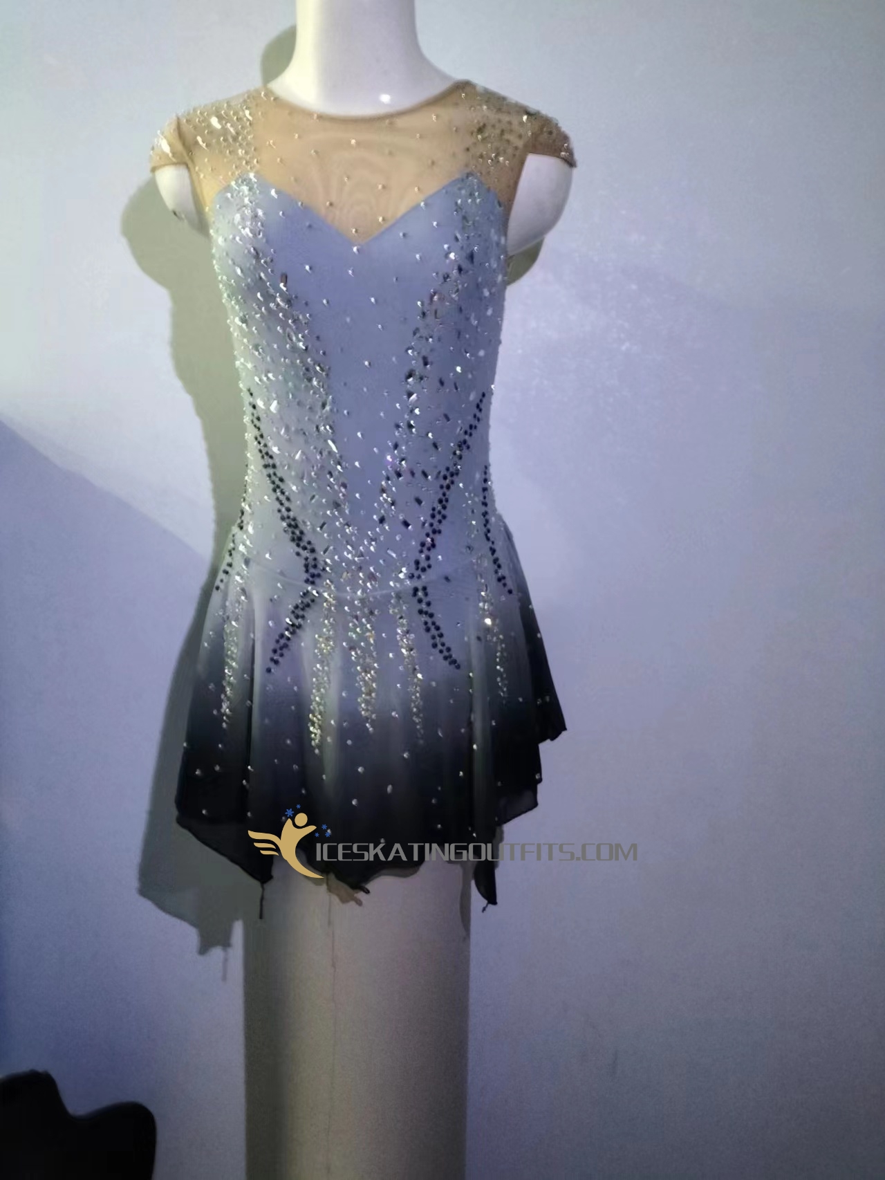 adult discount ice skating dress B354