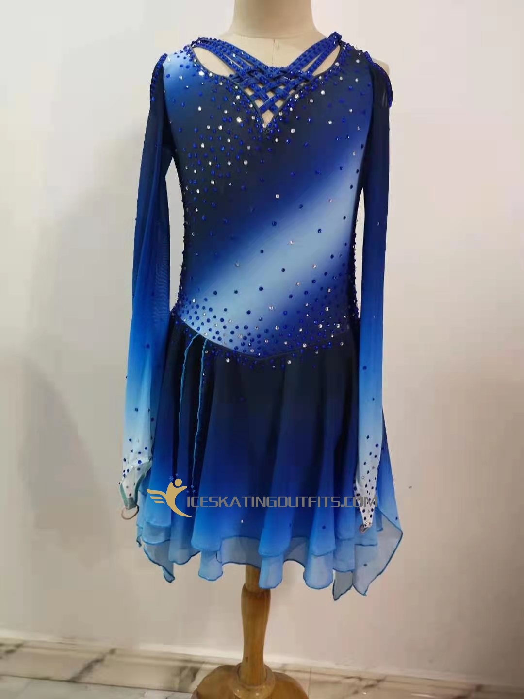 children plus size skating dresses B67