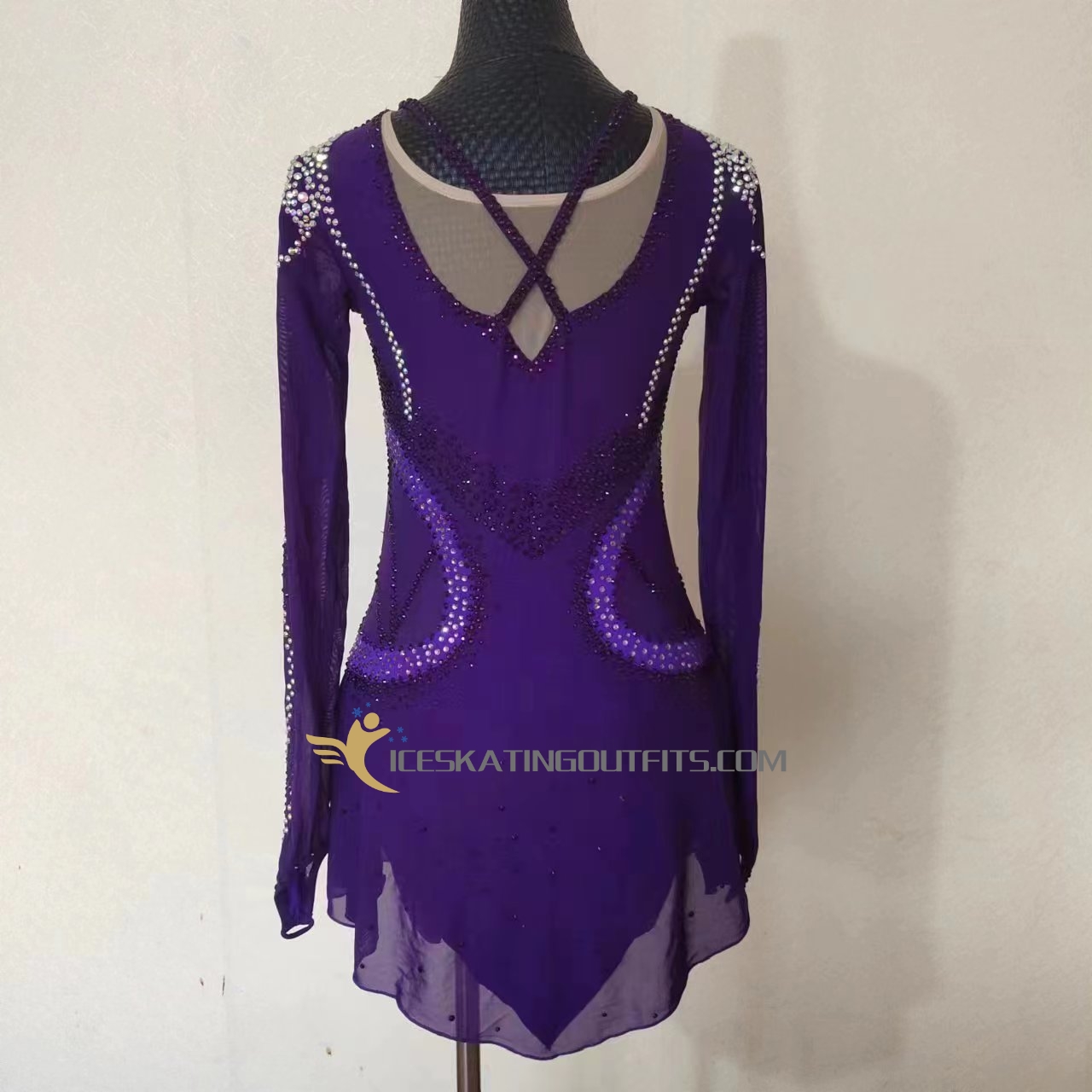 ladies cute outfits to go ice skating in B317