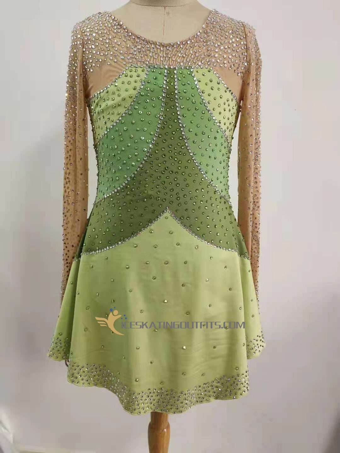 women figure skating apparel stores near me B71