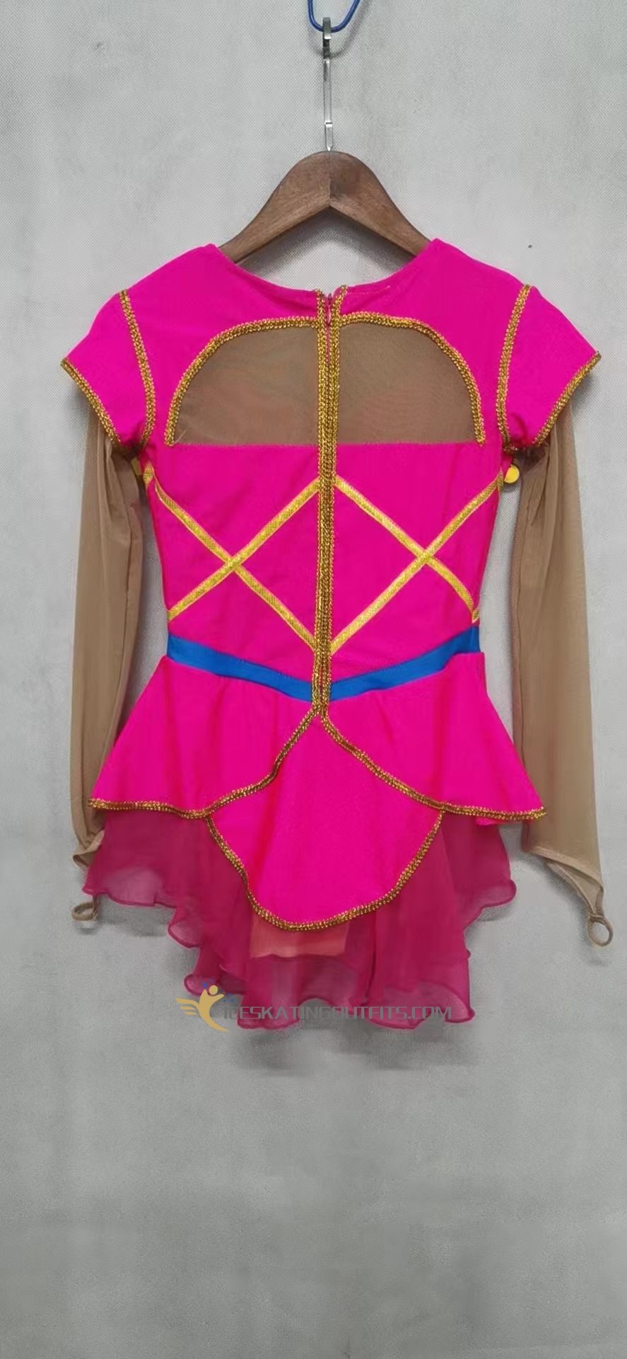 worst ice skating outfits B142